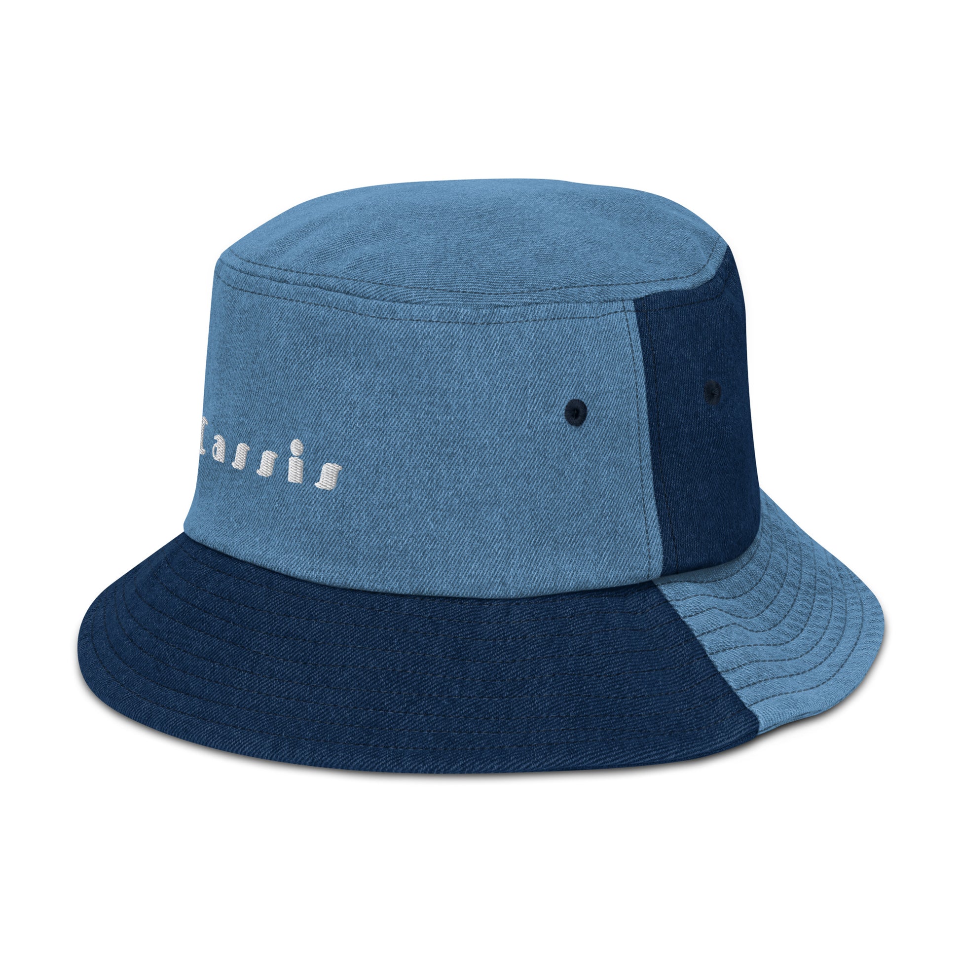 Cassis bucket hat with bold white embroidery