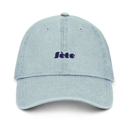 Sète light denim cap with bold embroidered text
