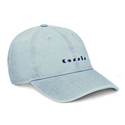 Cassis light denim cap with bold navy embroidery